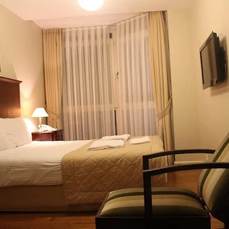 Mono イスタンブール