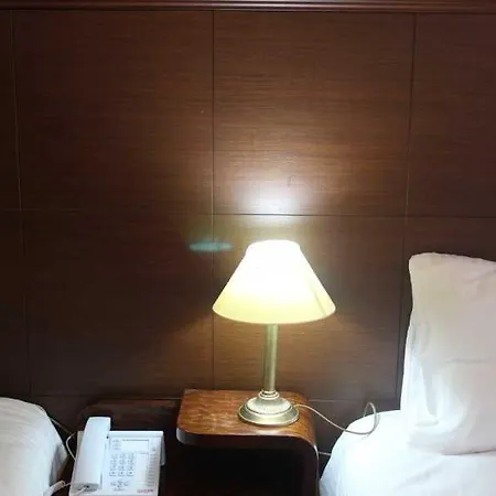 فندق Mono 2*