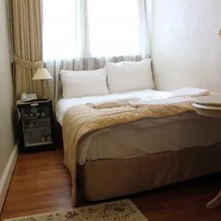 Mono イスタンブール