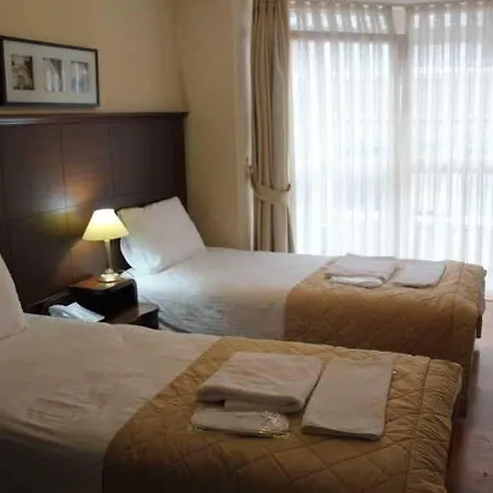 Hotell Mono 2*