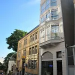 Hotel Mono