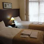 Hotel Mono 3*