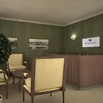 Hotel Mono 3*